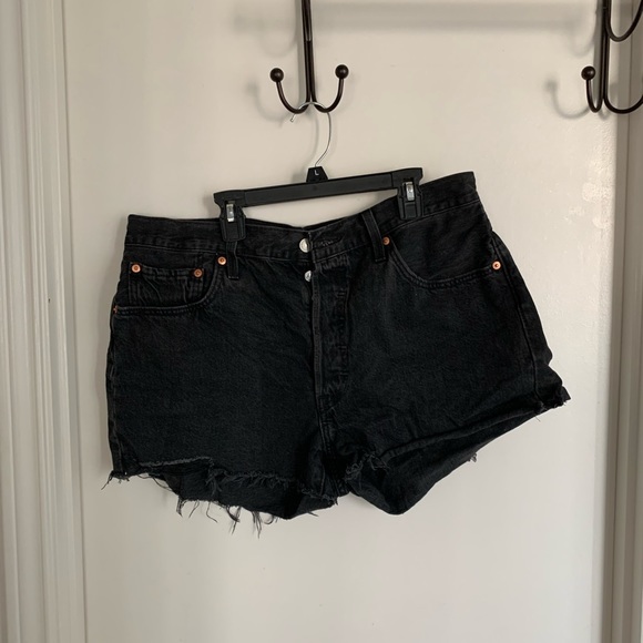Levi's Pants - Black Levis 501 Shorts
